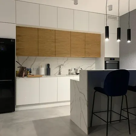 アパート Zlota Luxury ワルシャワ