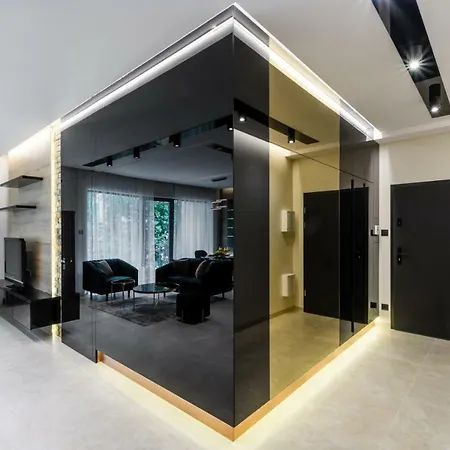 Zlota Luxury * 华沙