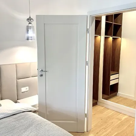 Daire Zlota Luxury Varşova