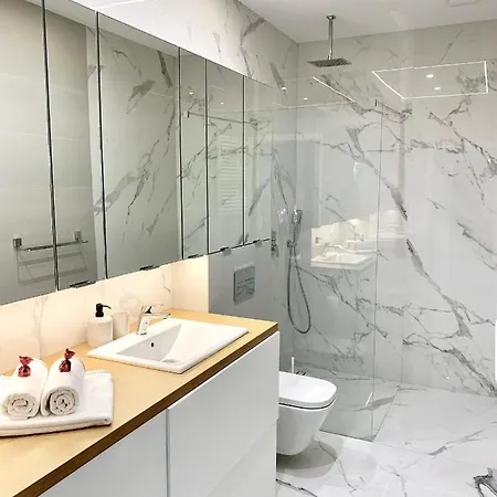 Zlota Luxury * Varsavia