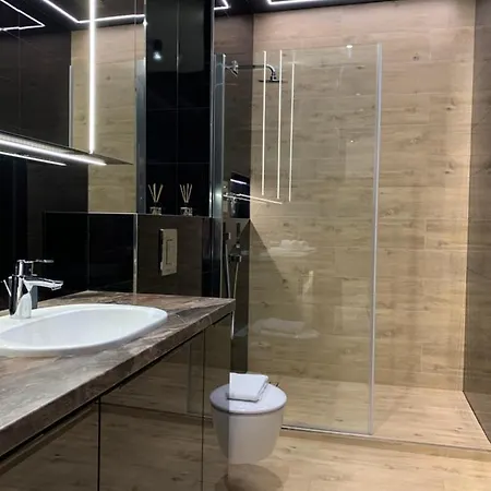 Zlota Luxury *