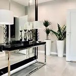 Zlota Luxury *